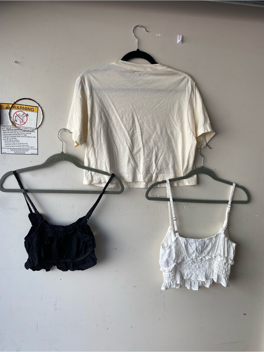 Star Wars Graphic Tee Wild Fable Eyelet H&M Crop Top Bundle Size Small - Picture 3 of 15